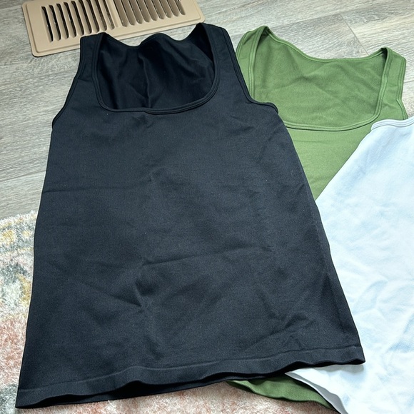 OQQ Body Shaping Tanks - Picture 4 of 6